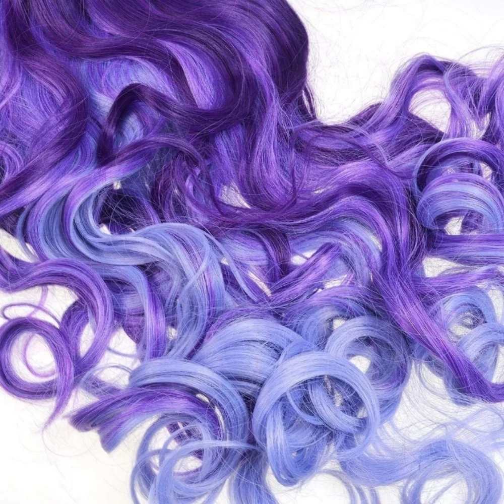 Blooming Hair 29.5 Synthetic Fiber Wavy Wig